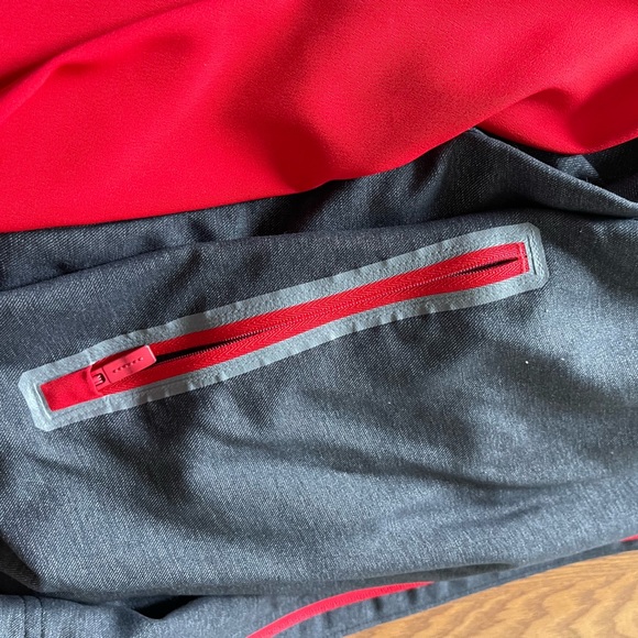 Utah Utes Under Armour Loose Gray/Red zipper jacket Mens size XL - Picture 4 of 6